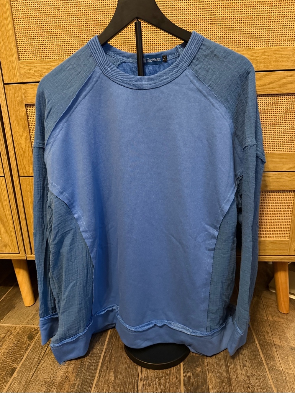 Casual Blue Crewneck Sweatshirt by